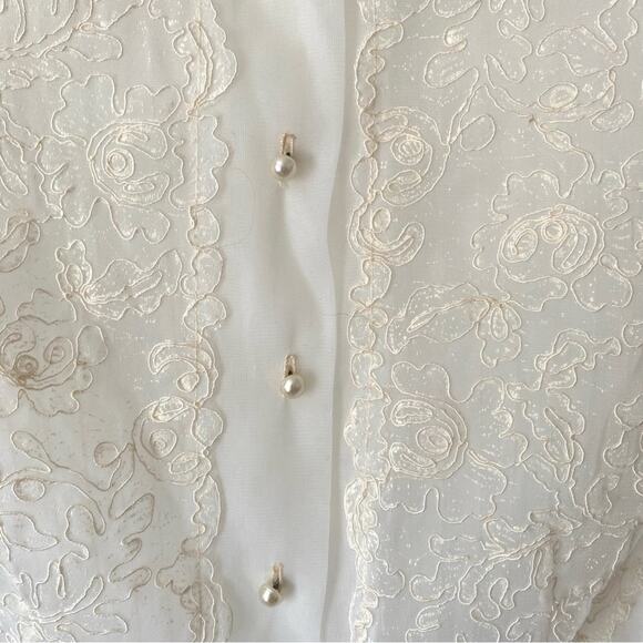 Vintage An Original Debcraft Sheer Cream Nylon Embroidered Pearl Button Blouse - Picture 7 of 8
